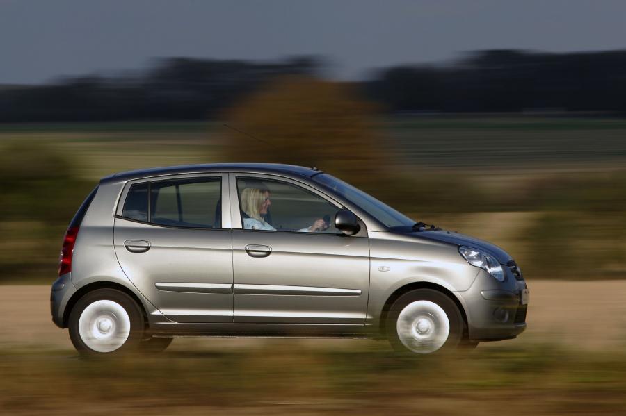  Kia Picanto 2009 года  (фото 21 из 40)